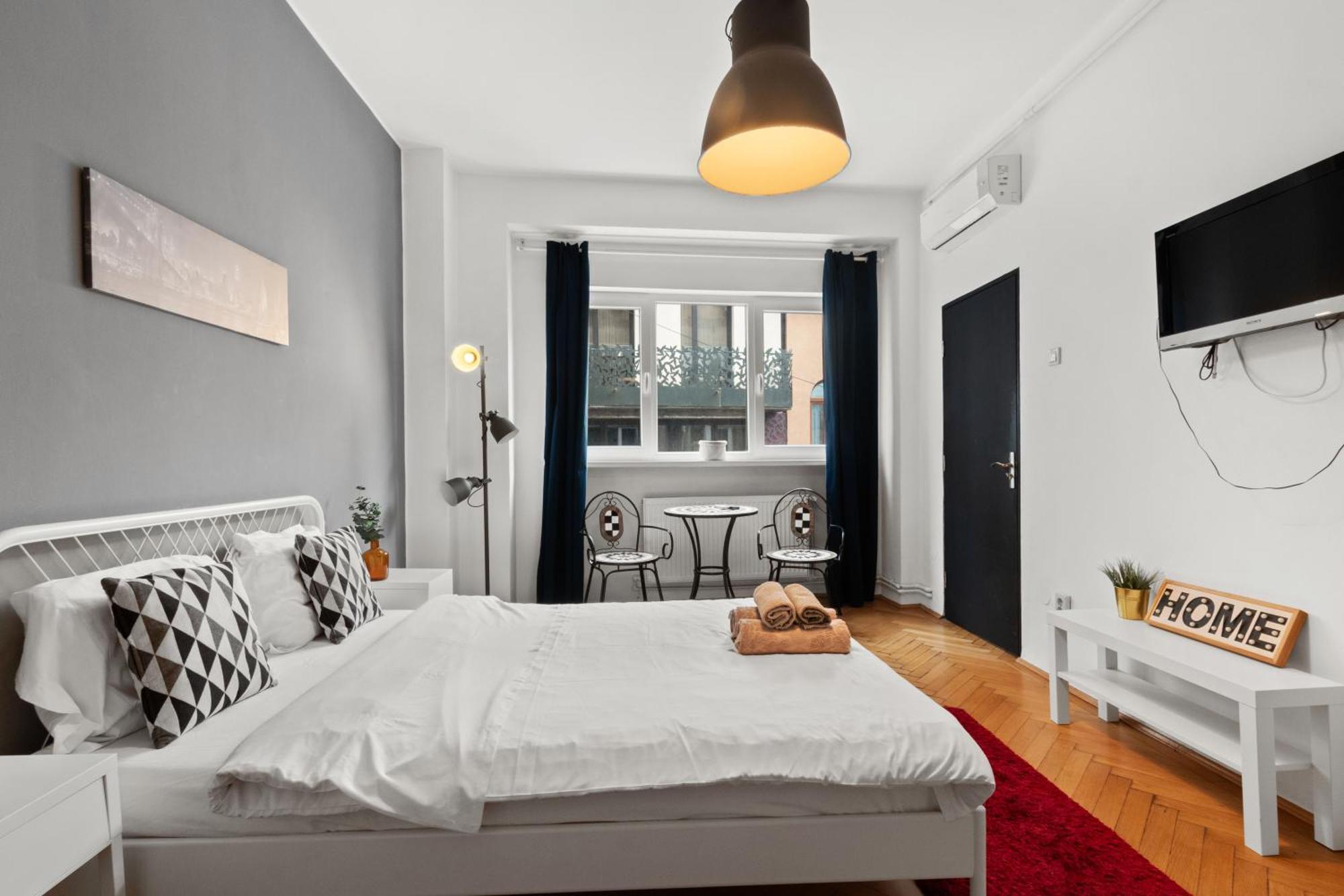 Old Town Studio 23B Apartman Bukarest Kültér fotó
